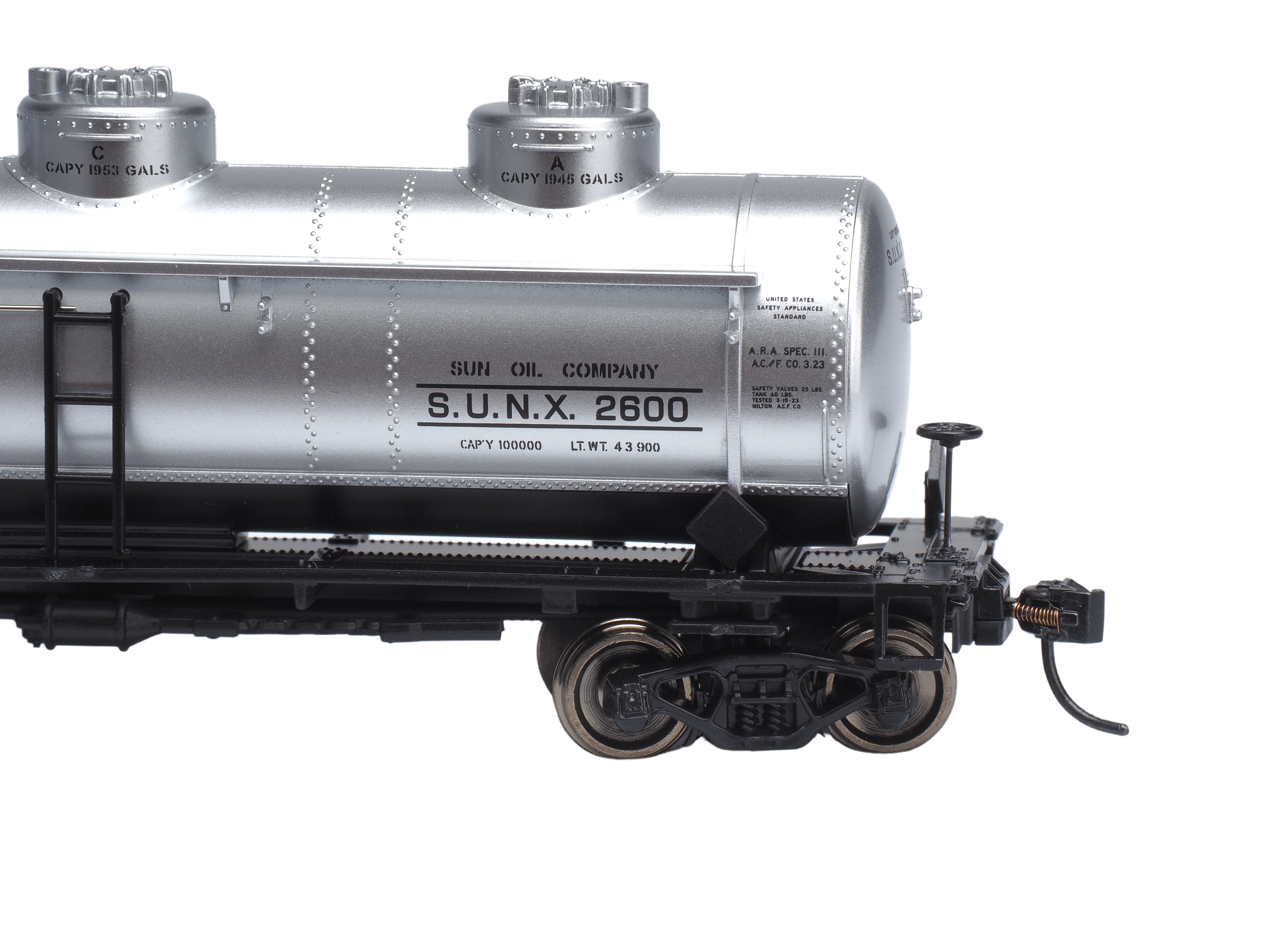 CAT Progress Rail HO Scale Train Set