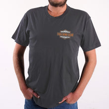 Big Parts Win Hearts - T-Shirt