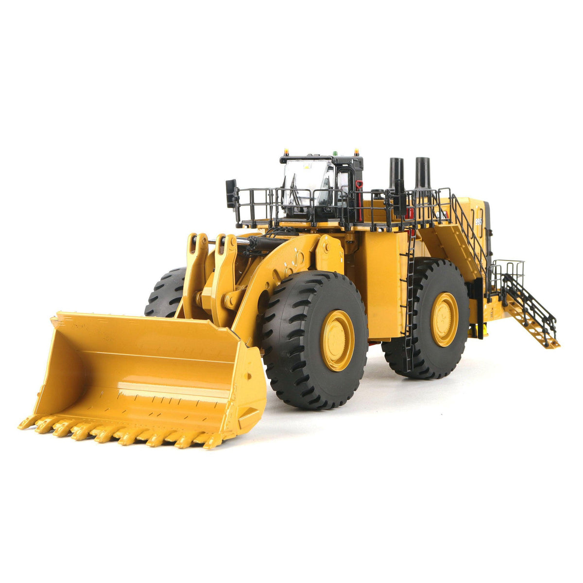 Cat 995 Large Wheel Loader 1:50 scale die cast model