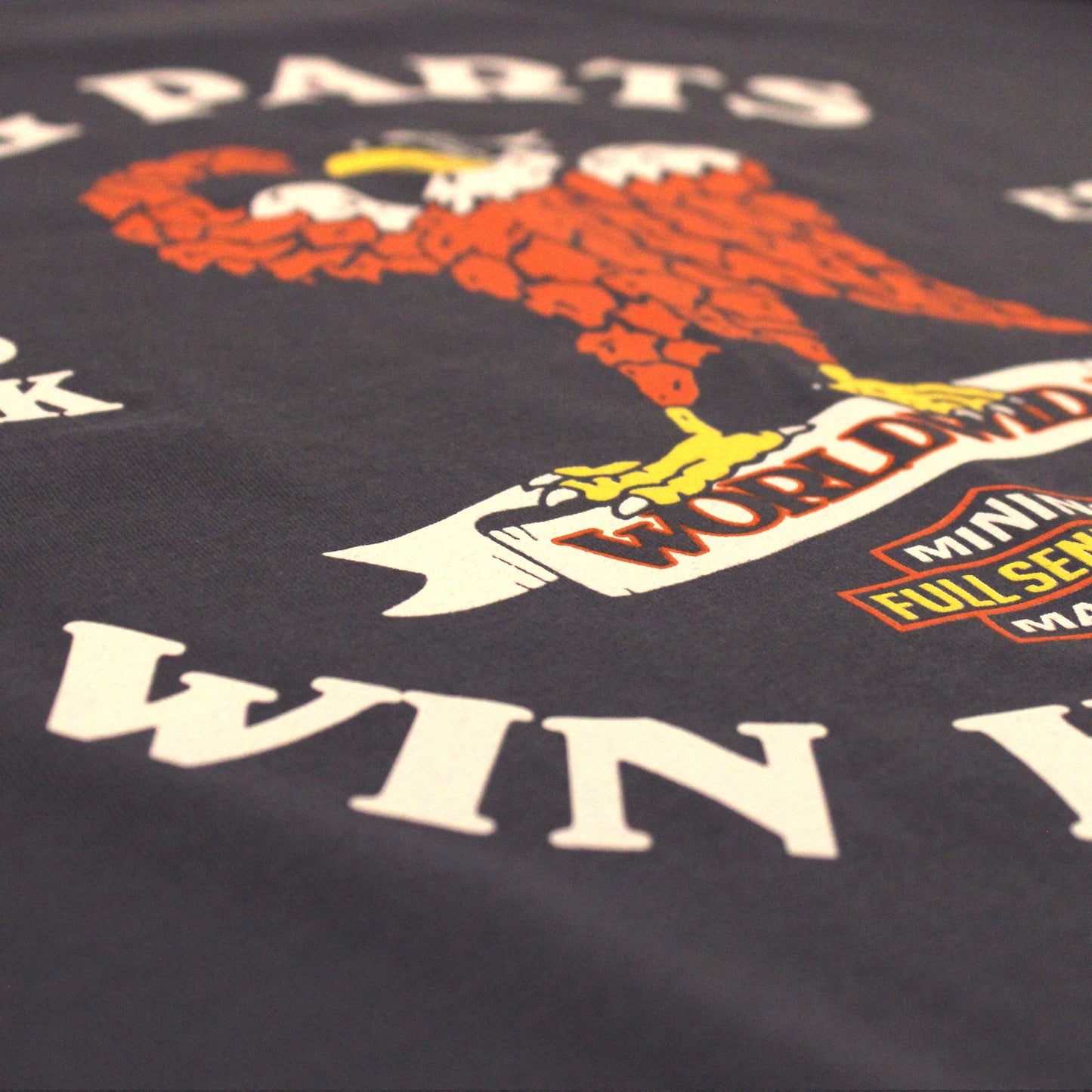 Big Parts Win Hearts - T-Shirt