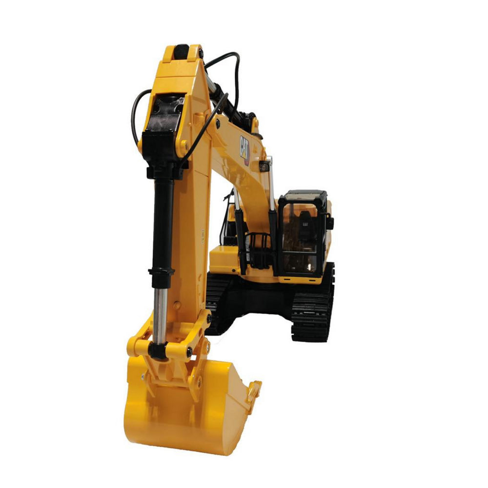 CAT Remote Controlled 320 Excavator 1:16 + Work Tools
