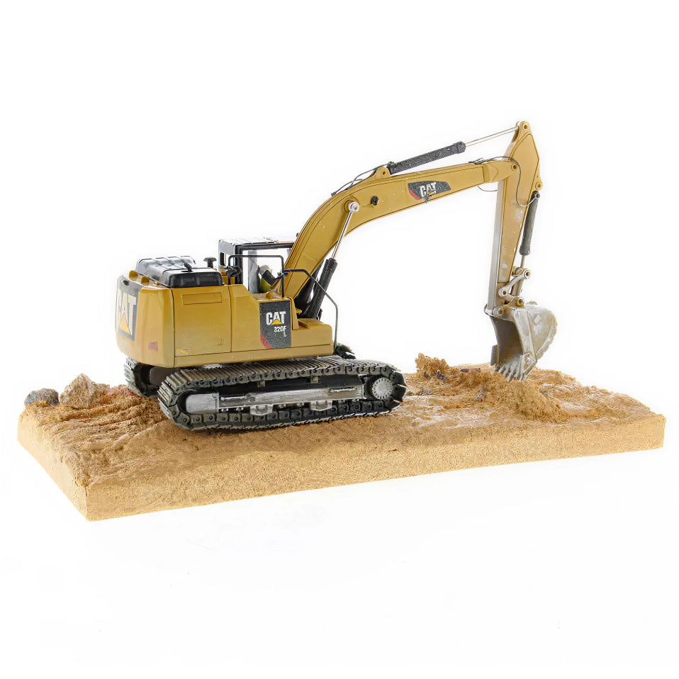 CAT Die Cast Weathered 320F L Excavator 1:50