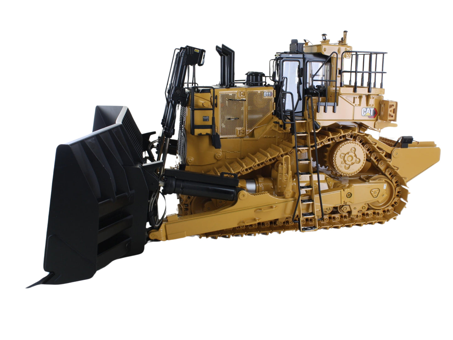 CAT D11 Dozer Track-Type Tractor with Coal Blade 1:24 Scale Die Cast Model
