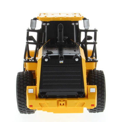 CAT Remote Controlled 950M Wheel Loader 1:35