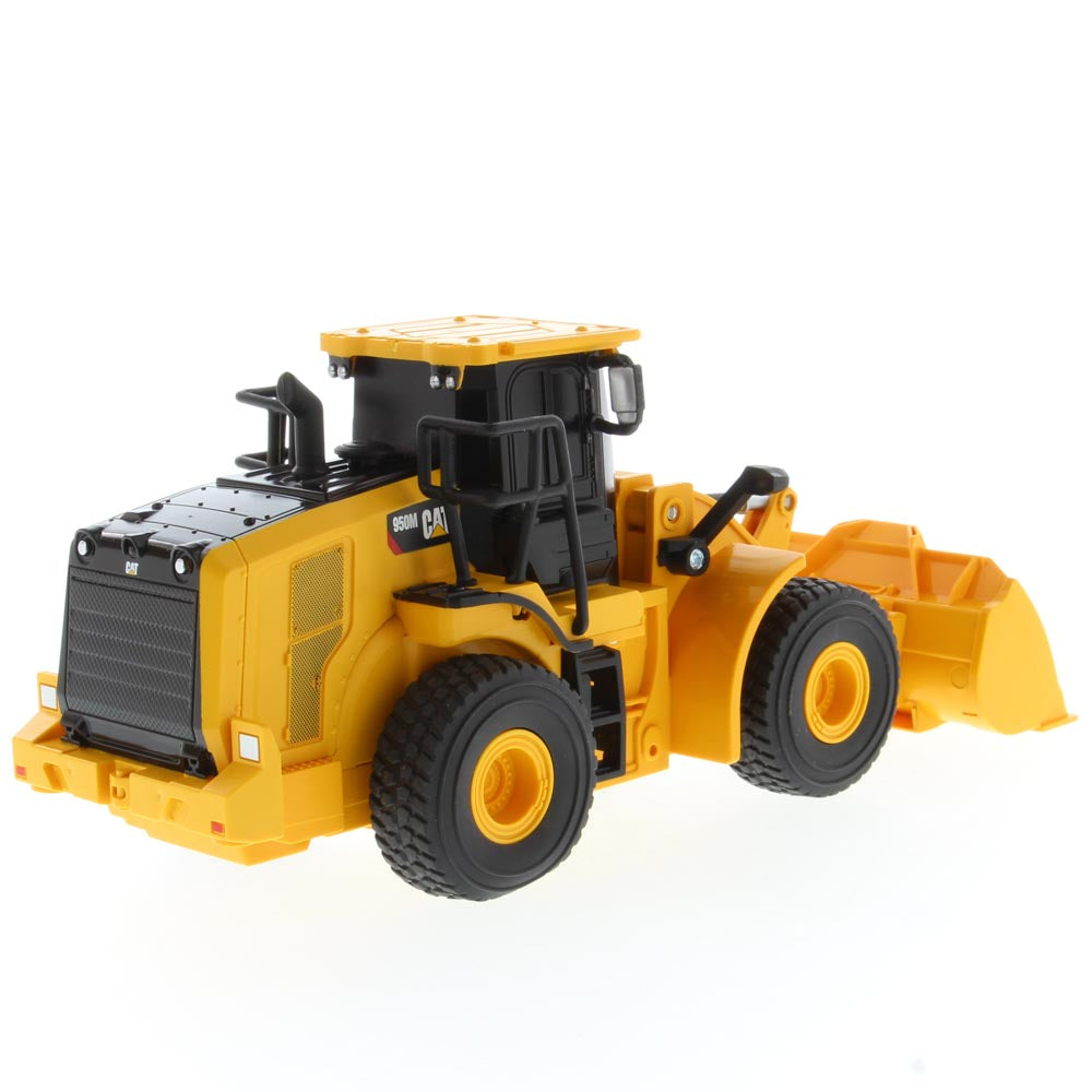 CAT Remote Controlled 950M Wheel Loader 1:35