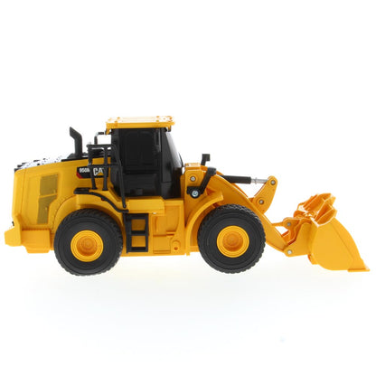 CAT Remote Controlled 950M Wheel Loader 1:35