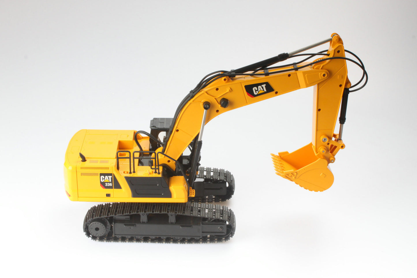 CAT Remote Controlled 336 Excavator 1:24