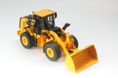 CAT Remote Controlled 950M Wheel Loader 1:24