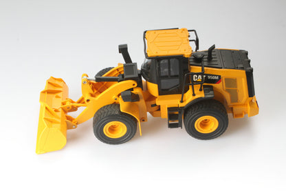 CAT Remote Controlled 950M Wheel Loader 1:24