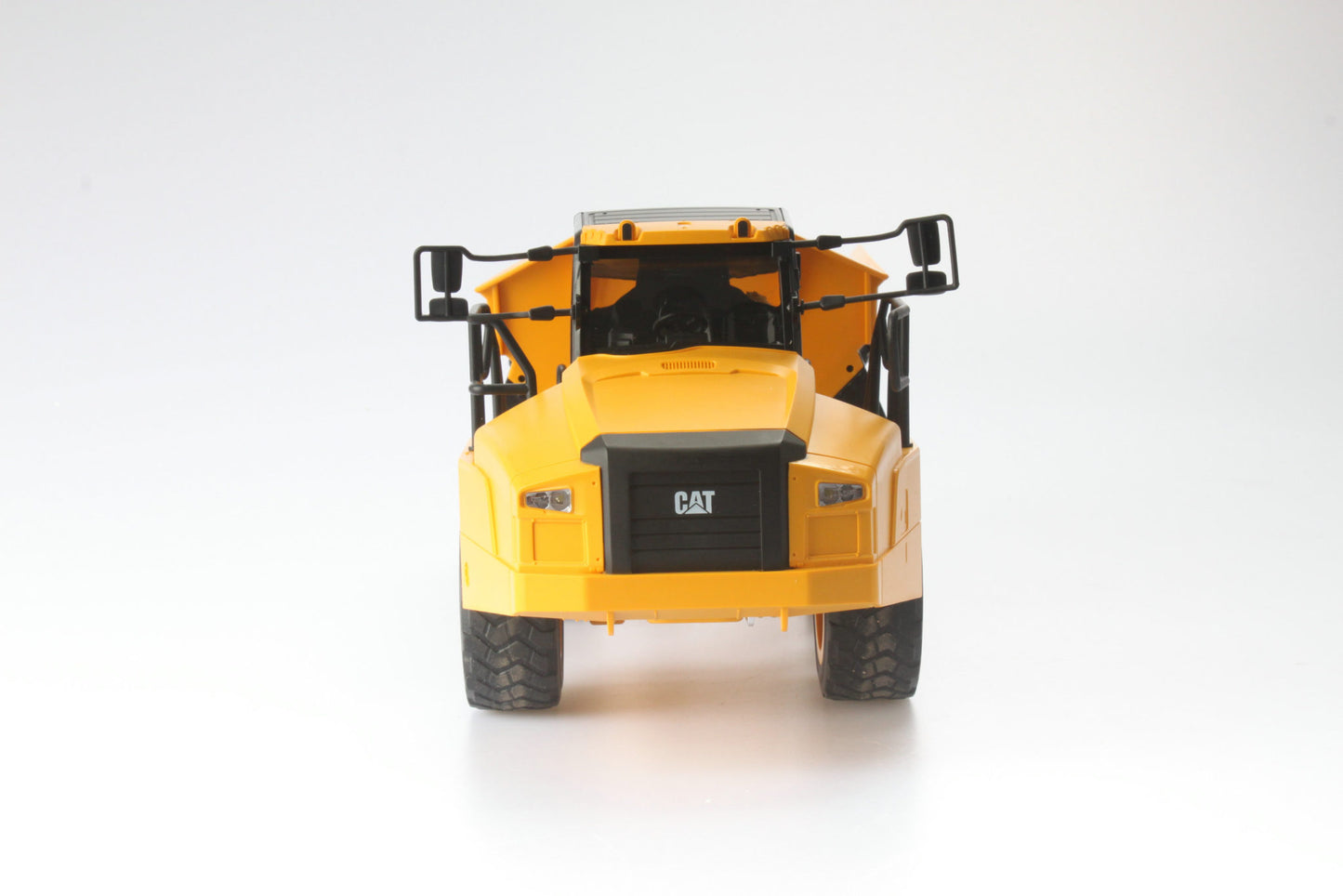 CAT Remote Controlled 745 Articulated Truck 1:24