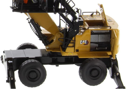 CAT MH3040 Material Handler High Line Series 1:50 Scale Die Cast Model