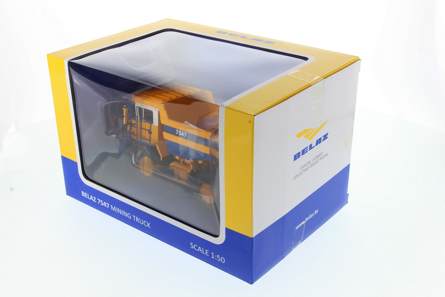 BELAZ 7547 - view 2