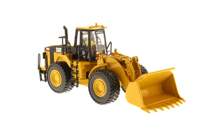 CAT 980G Wheel Loader Core Classic Edition 1:50 Scale Die Cast Model