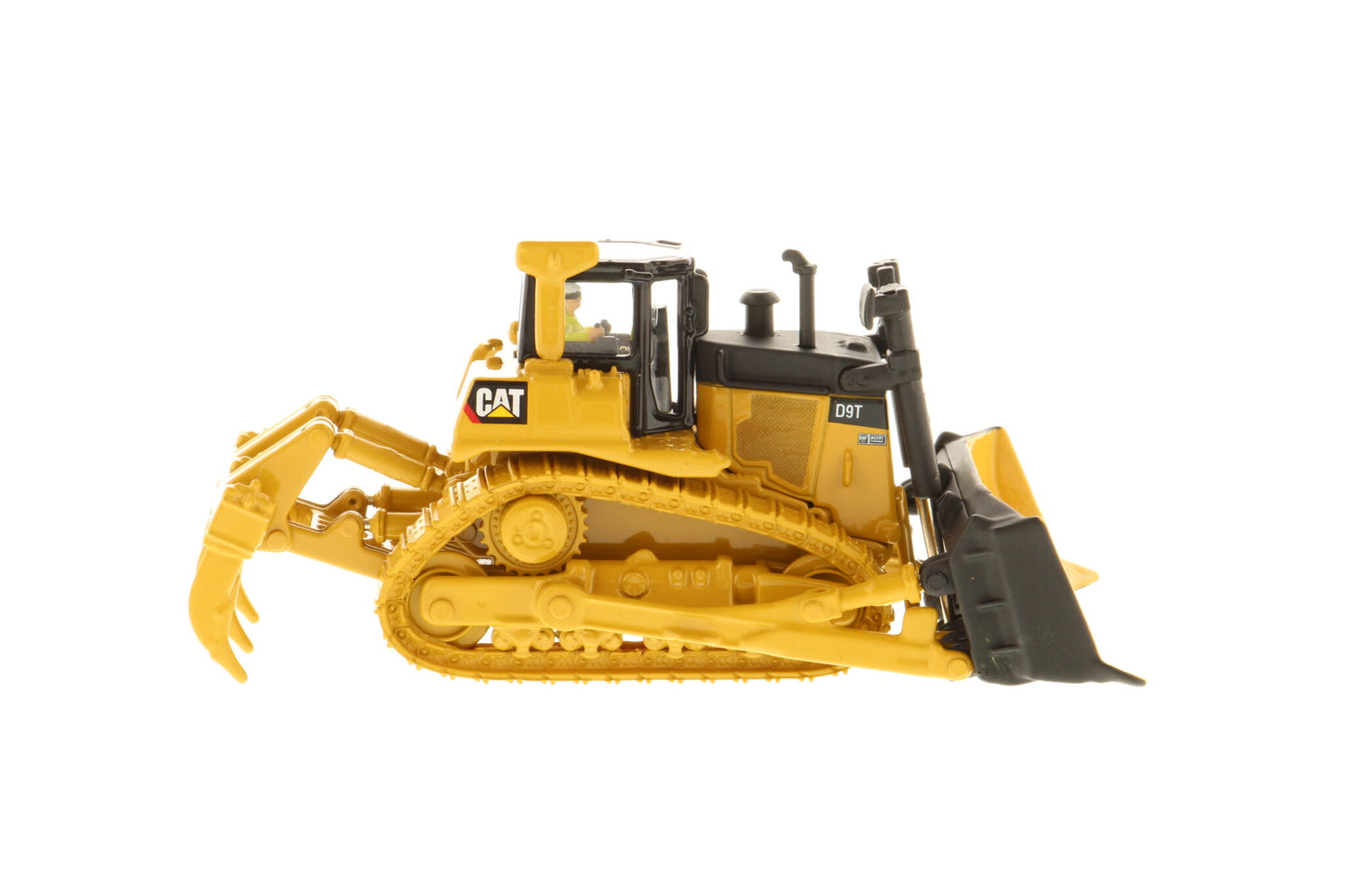 CAT D9T 1:87 HO angled view