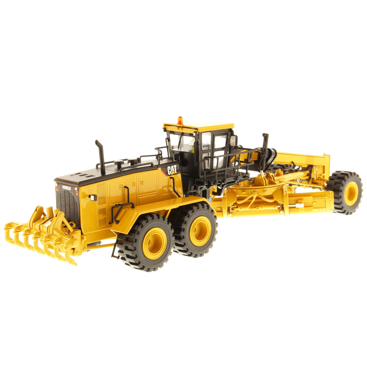 Cat 24M Motor Grader 1:50 scale die cast model, cab detail