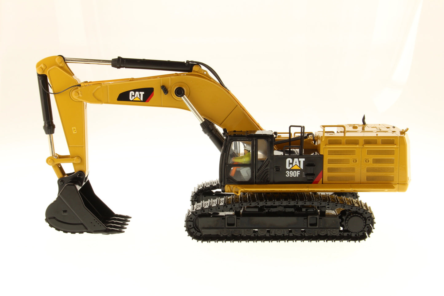 CAT 390F LME Hydraulic Excavator 1:50 Scale Die Cast Model