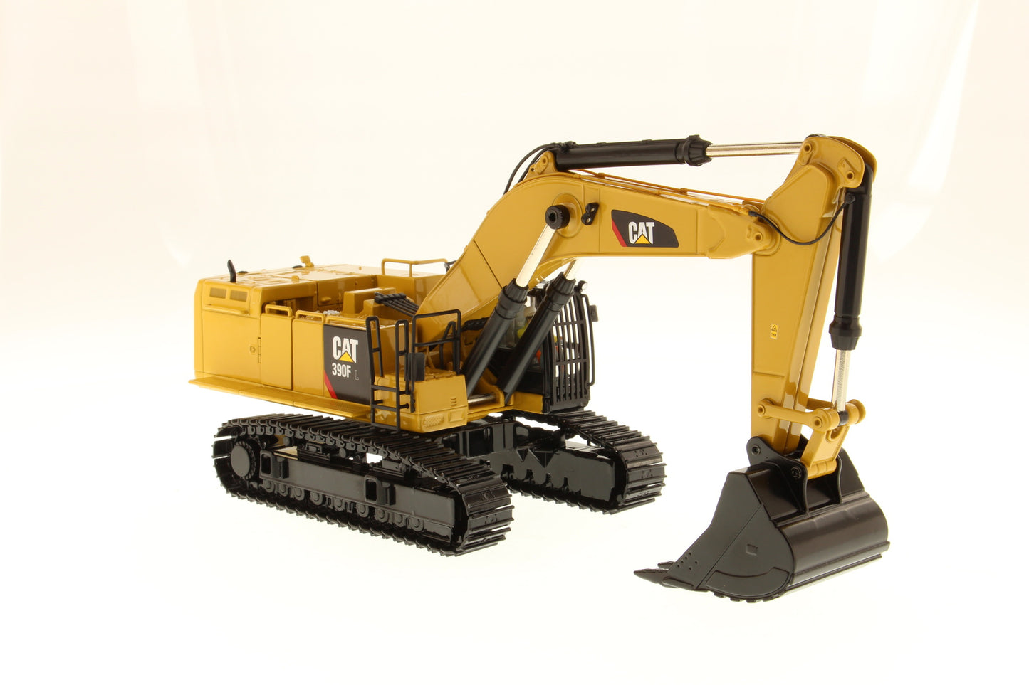 CAT 390F LME Hydraulic Excavator 1:50 Scale Die Cast Model