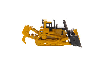 CAT D11T Dozer Track-Type Tractor Elite Series 1:125 Scale Die Cast Model