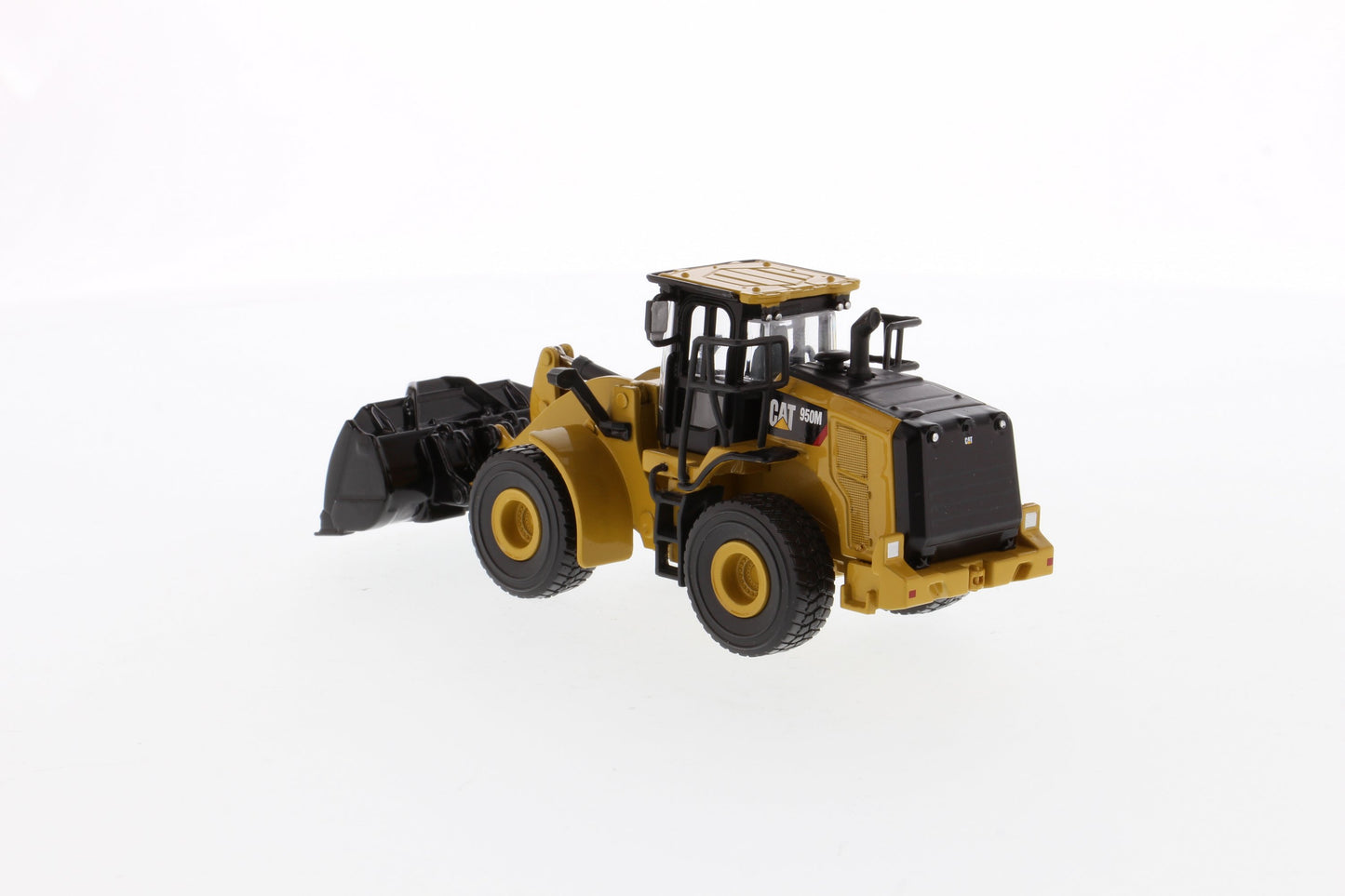 CAT 950M Wheel Loader 1:64 Scale Die Cast Model