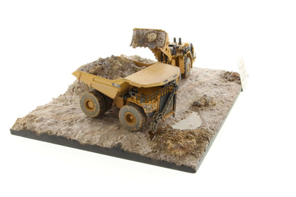 Weathered 994K 797 Diorama angle 7