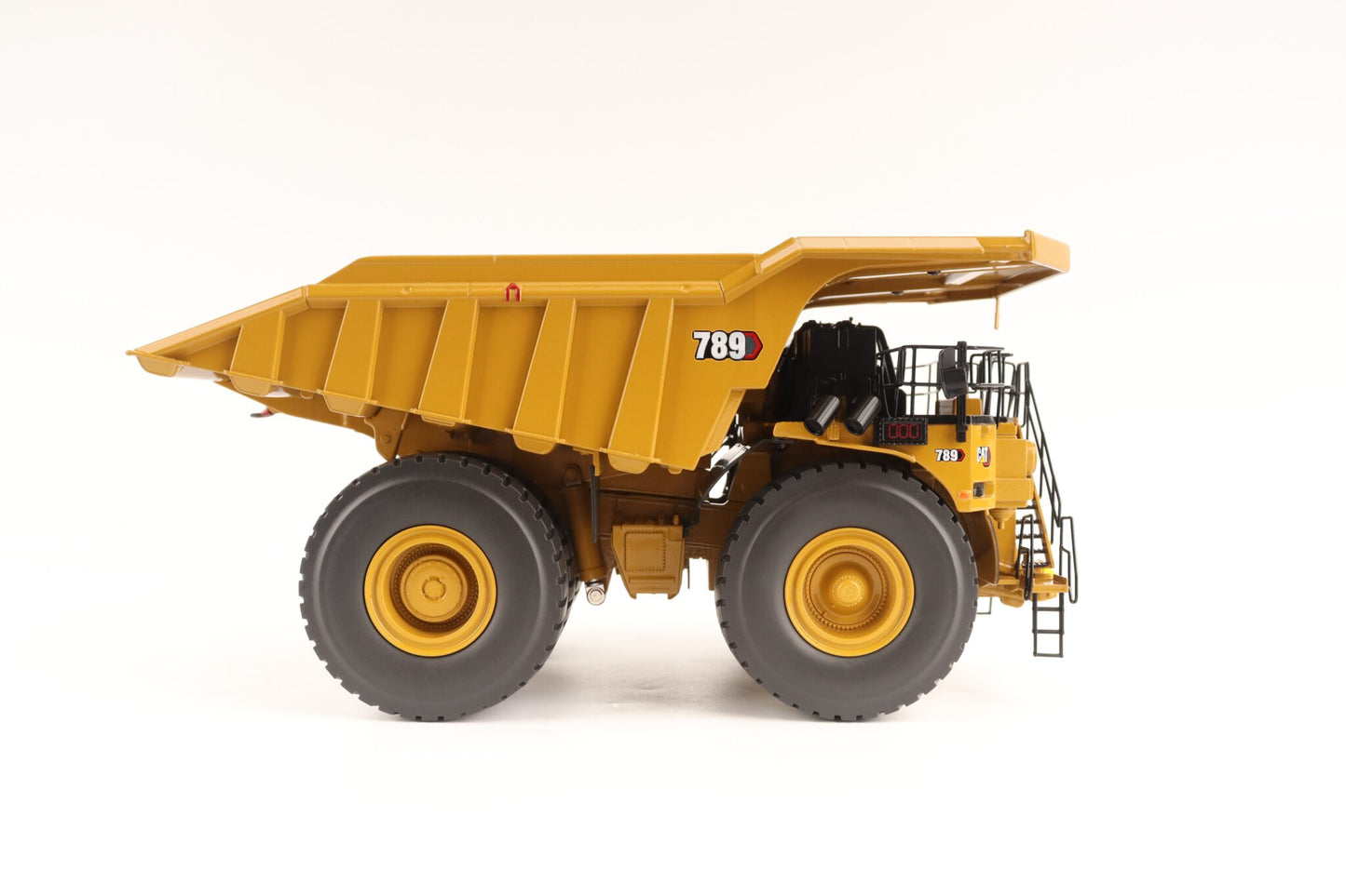 CAT 789 Off Highway Truck High Line Series 1:50 Scale Die Cast Model