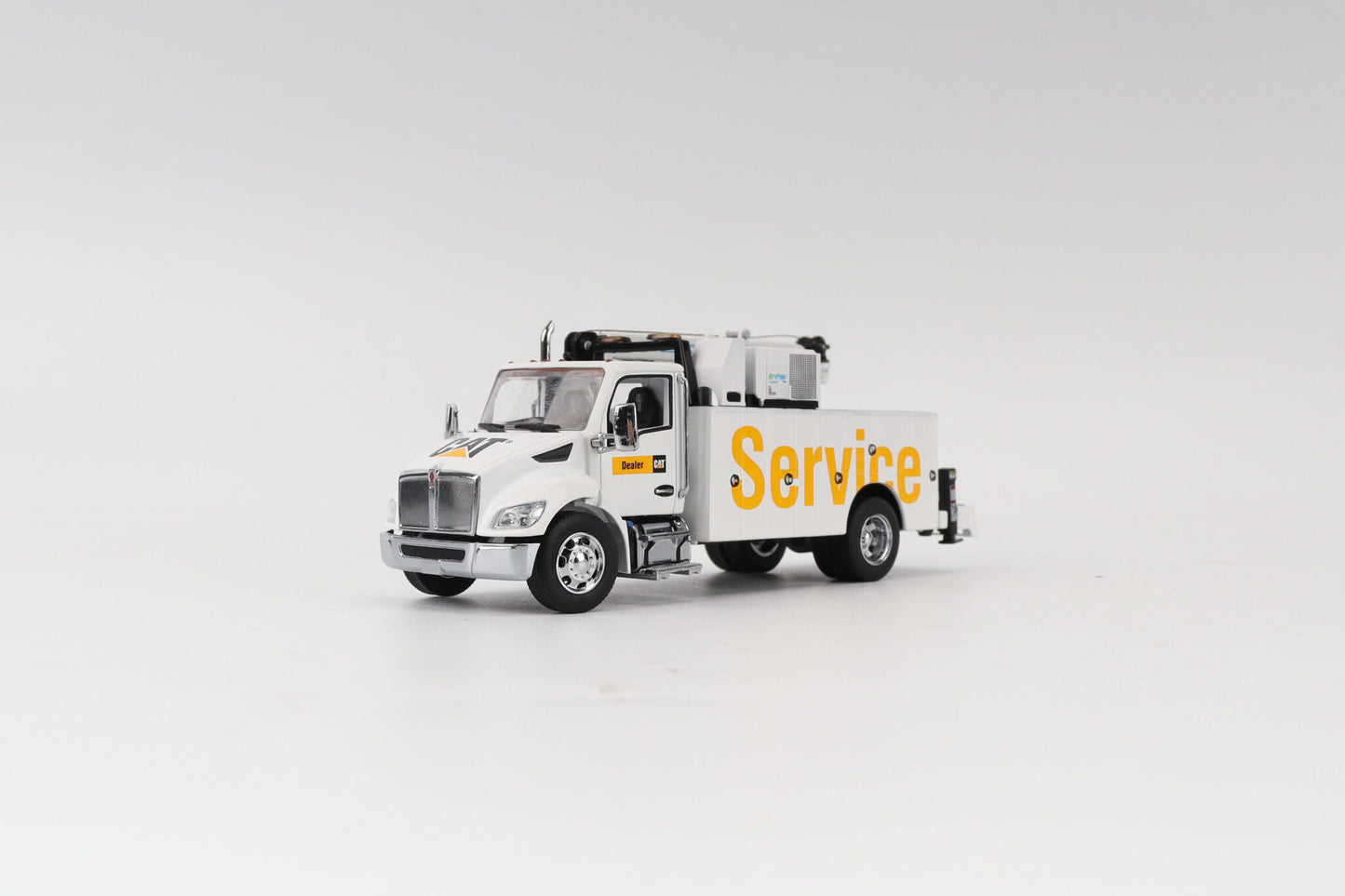 CAT Kenworth T380 Service Truck Core Classic Series 1:50 Scale Die Cast Model