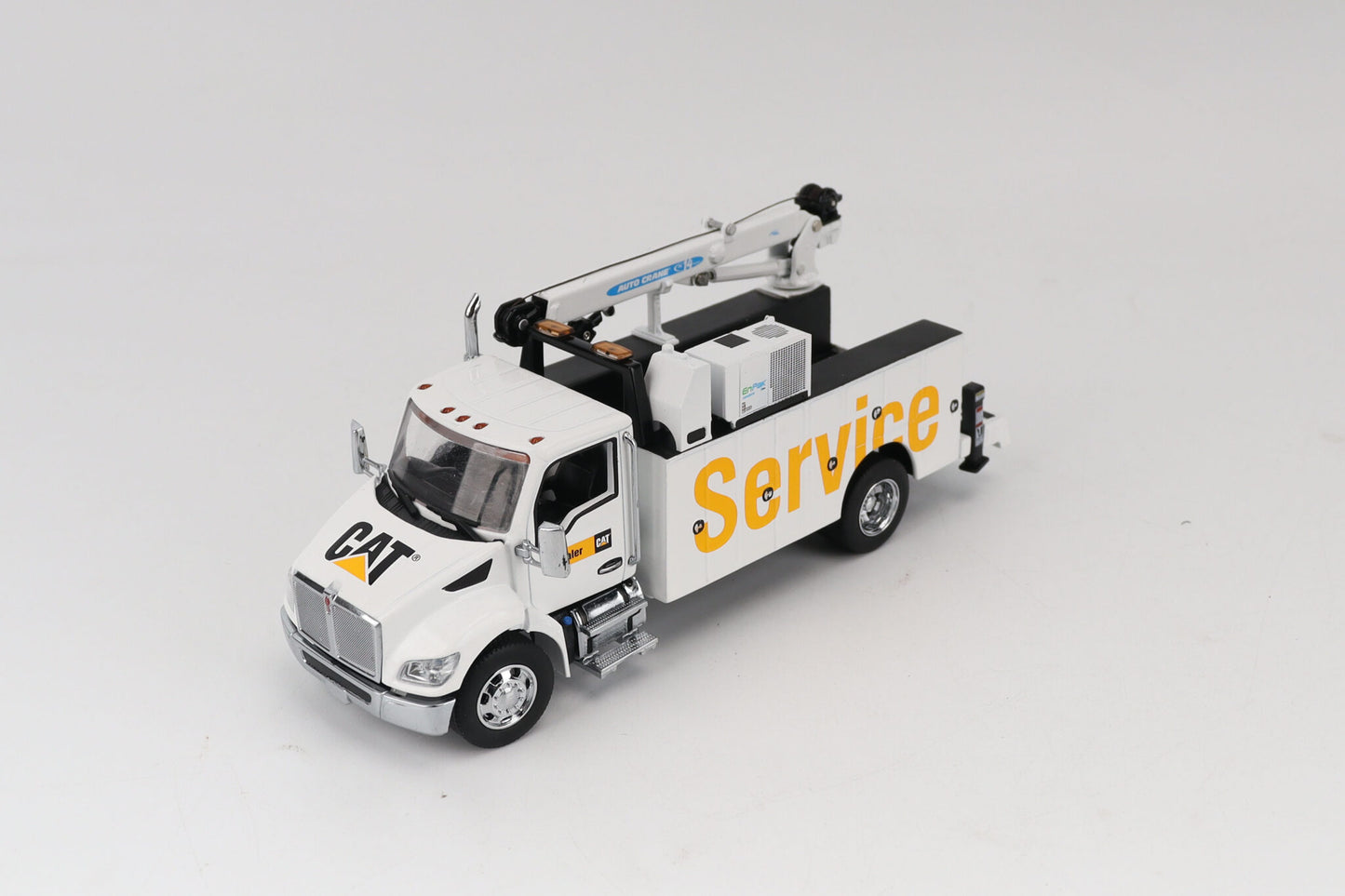 CAT Kenworth T380 Service Truck Core Classic Series 1:50 Scale Die Cast Model