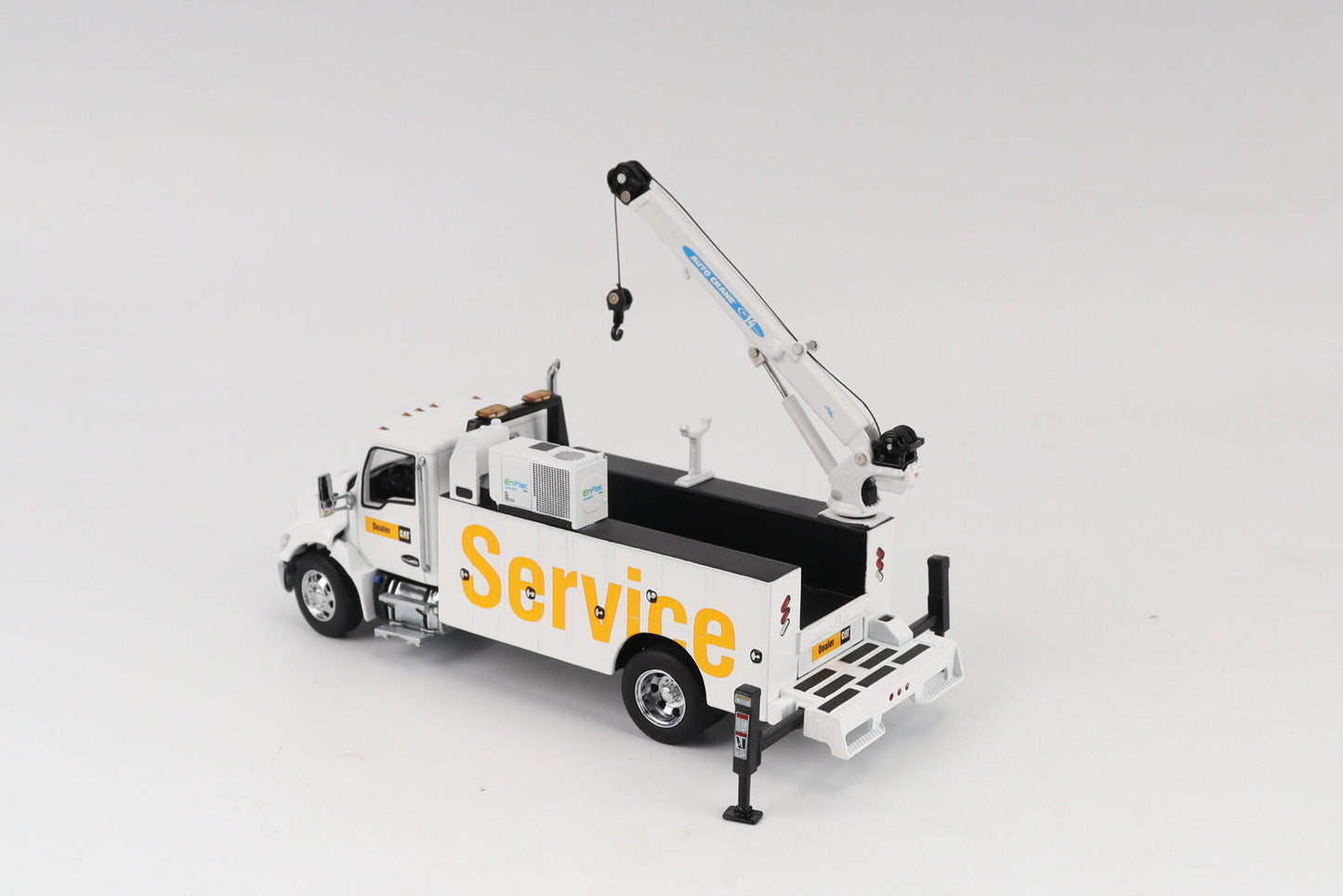 CAT Kenworth T380 Service Truck Core Classic Series 1:50 Scale Die Cast Model