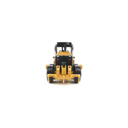 CAT 150 AWD Motor Grader 1:50 Diecast Masters 85797