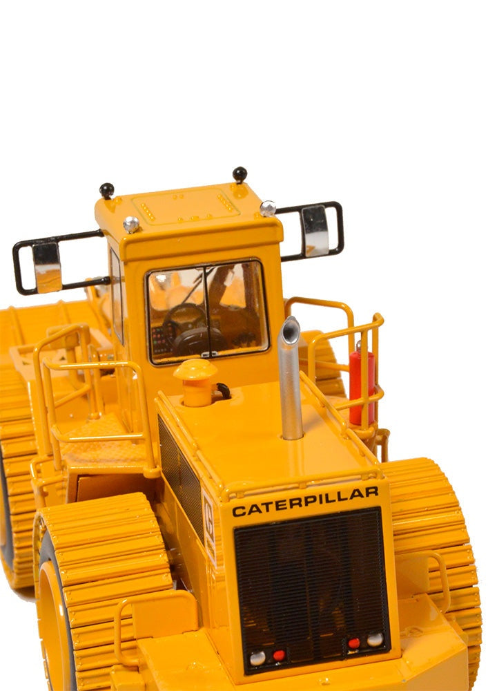CAT 988B Wheel Loader rear view