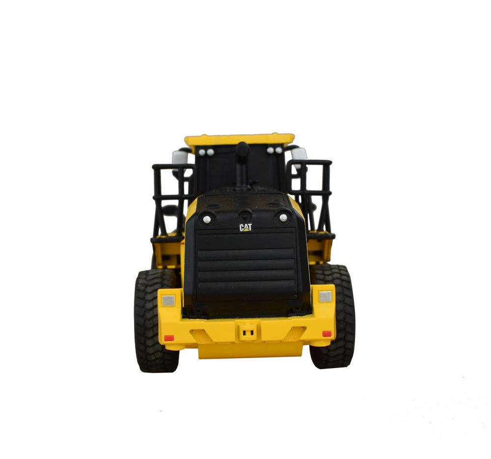 CAT Remote Controlled 950M Wheel Loader 1:35