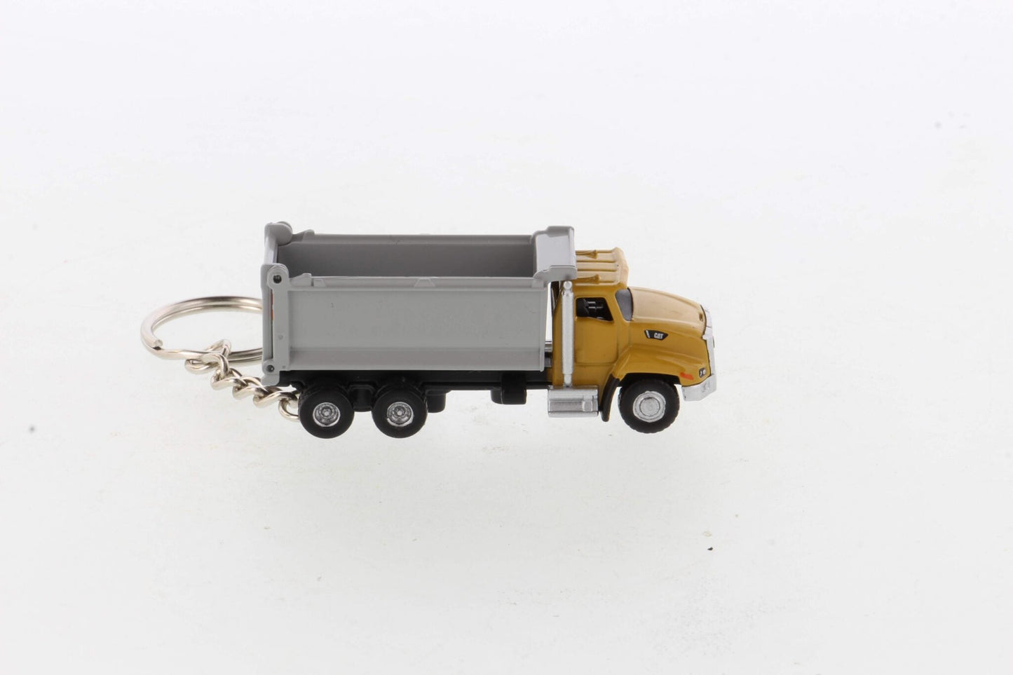 CAT CT660 Dump Truck keychain view 8