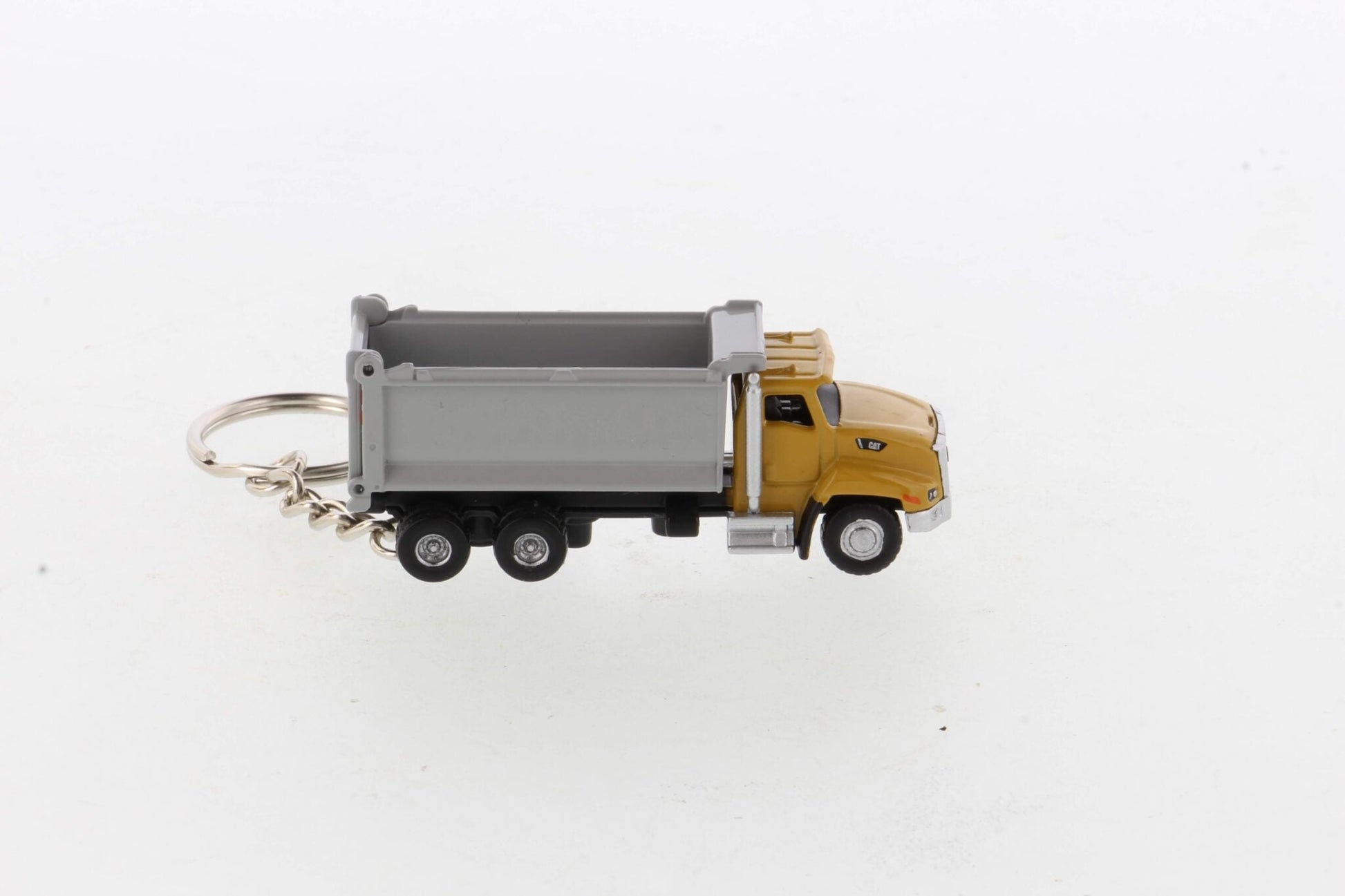 CAT CT660 Dump Truck keychain view 8