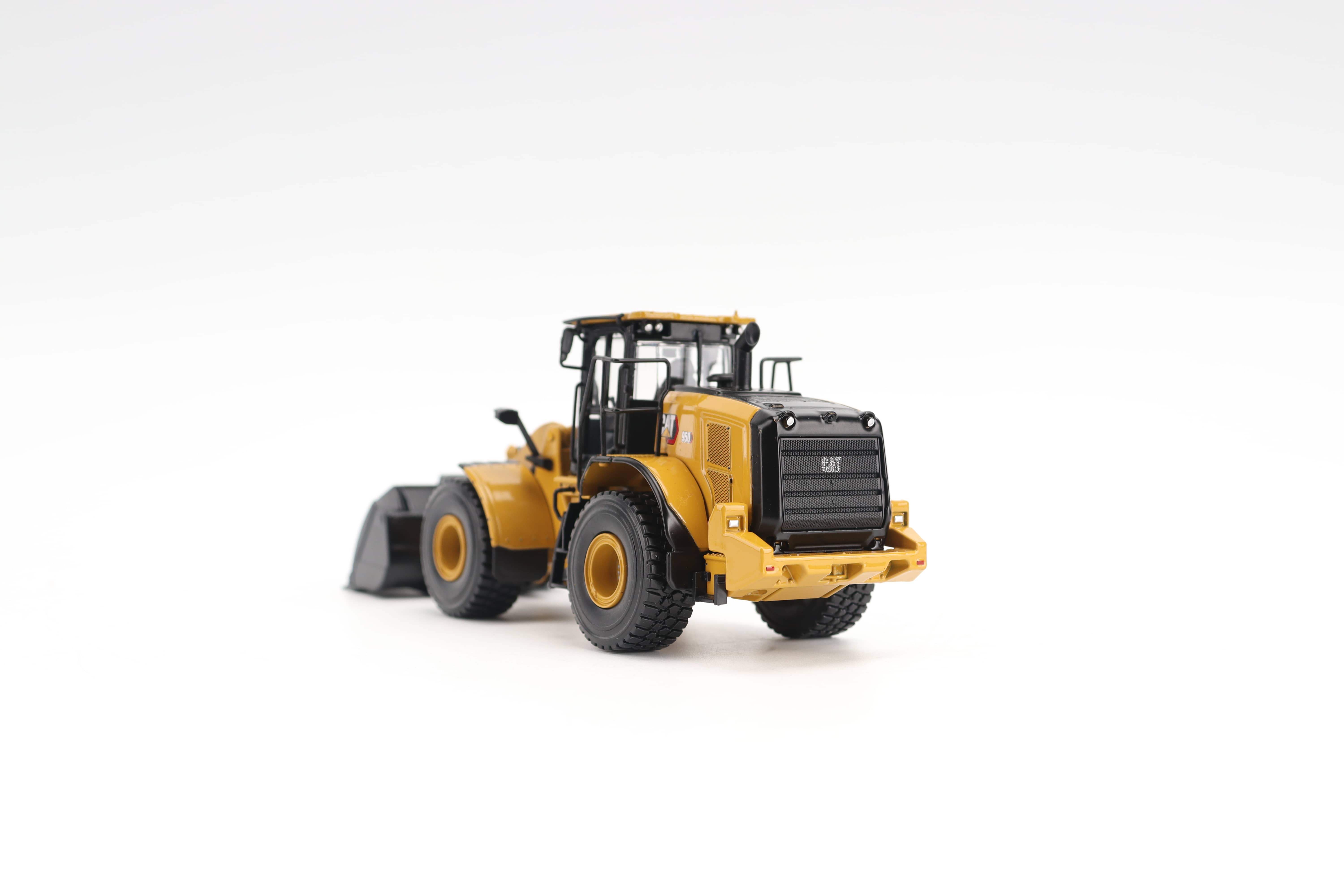 CAT 950 Wheel Loader High Line Series 1:50 · Mining Mayhem
