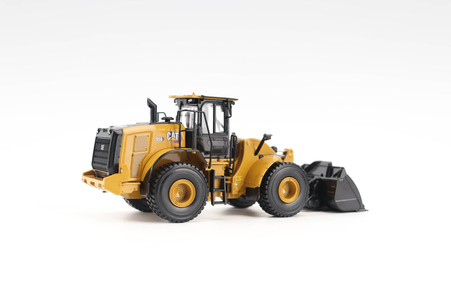 CAT 950 Wheel Loader High Line Series 1:50 Scale Die Cast Model
