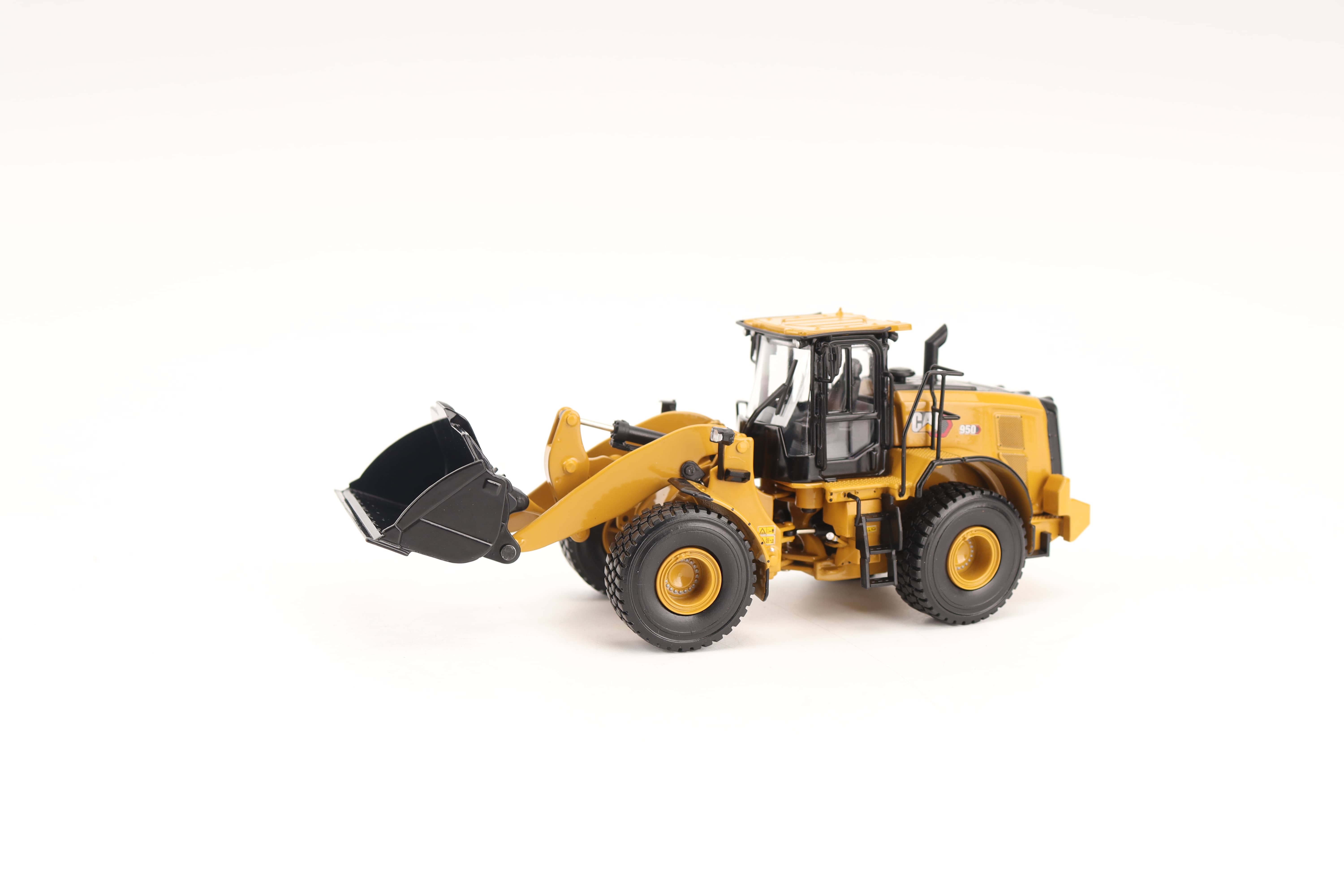 CAT 950 Wheel Loader High Line Series 1:50 · Mining Mayhem