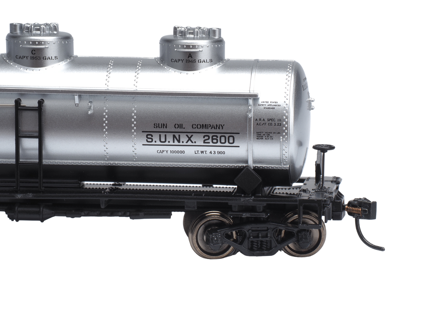 CAT Progress Rail HO Scale Train Set