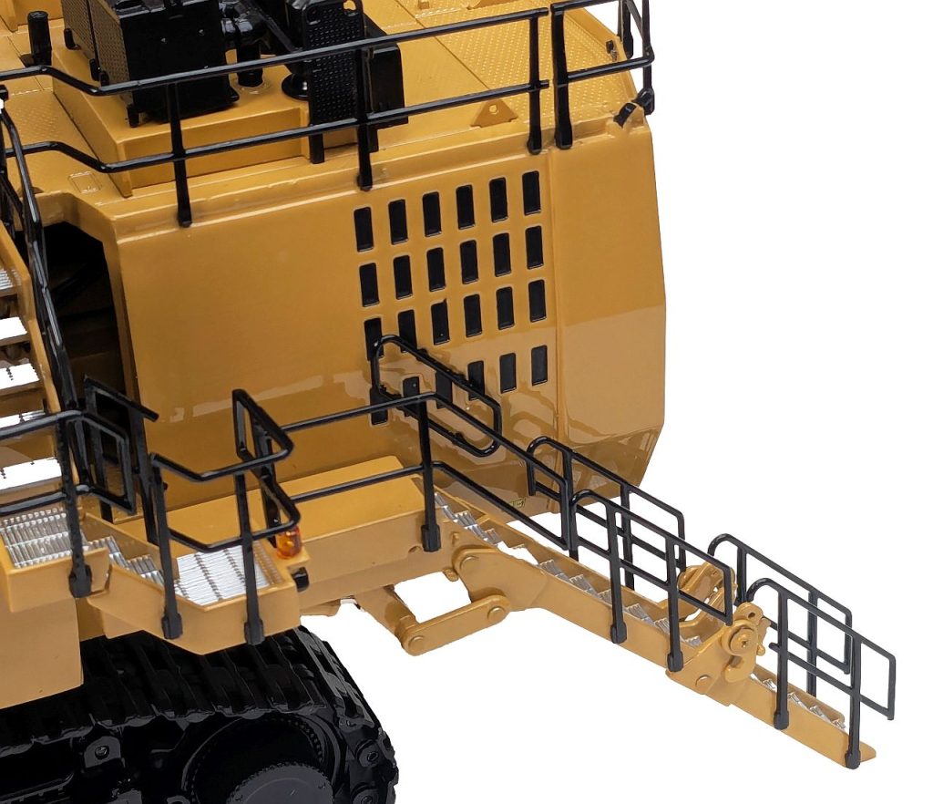 CAT 6040 Hydraulic Face Shovel alternate view