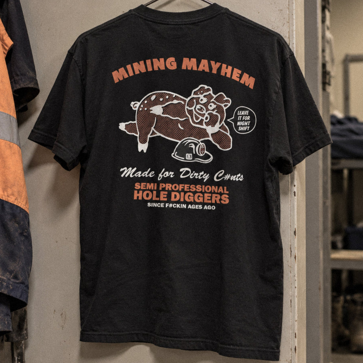 Dirty Pigs tee hanging