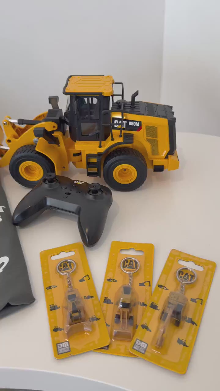 Load video: CAT RC machines under the Christmas tree