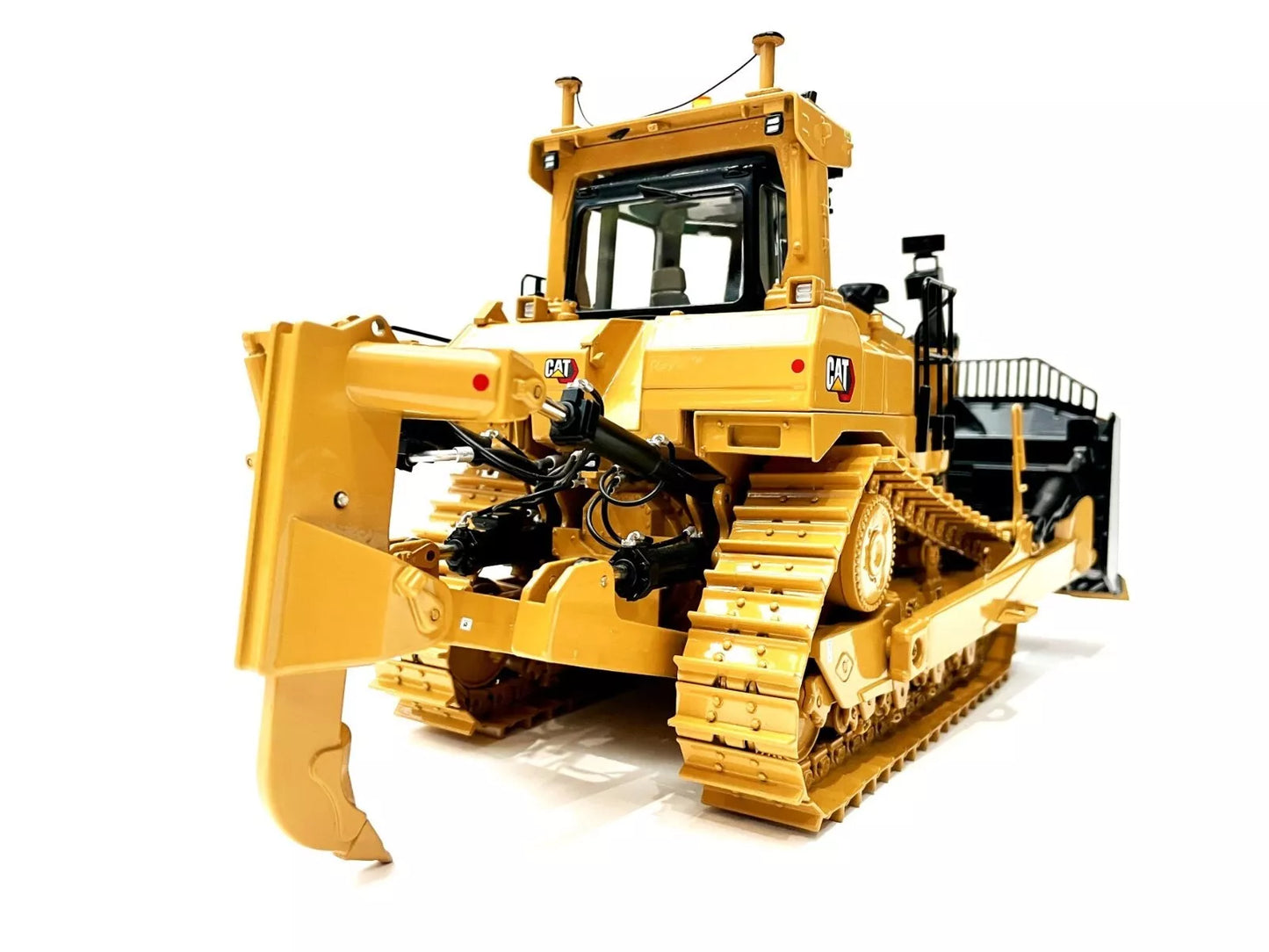 CAT D9 Dozer SU-Blade Single-Shank 1:24 Scale Die Cast Model