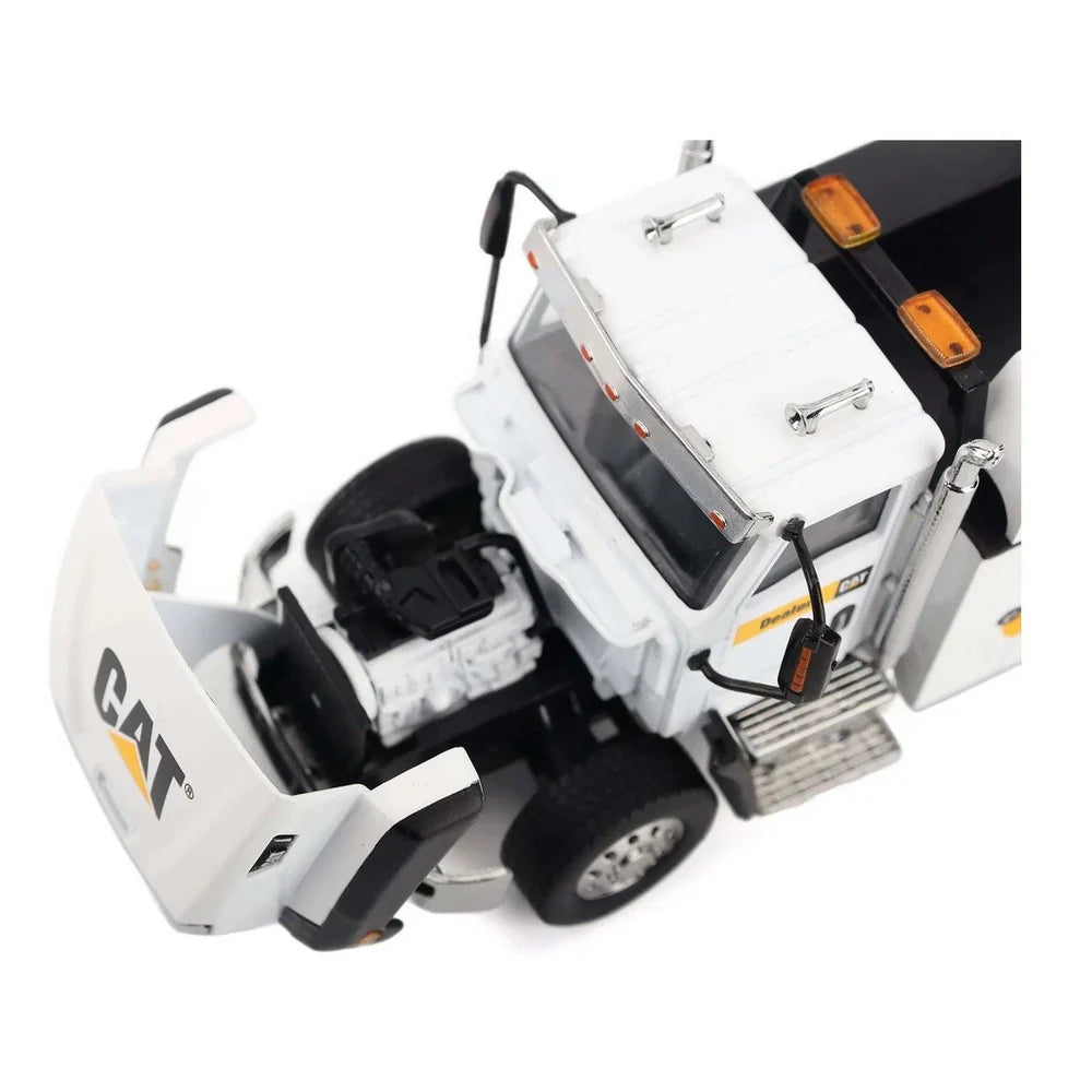 1:50 Die Cast CAT Service Truck Value Bundle