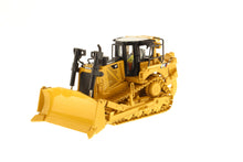 CAT D8T Track-Type Tractor 1:50 Scale Die Cast Model
