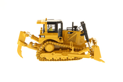 CAT D8T Track-Type Tractor 1:50 Scale Die Cast Model