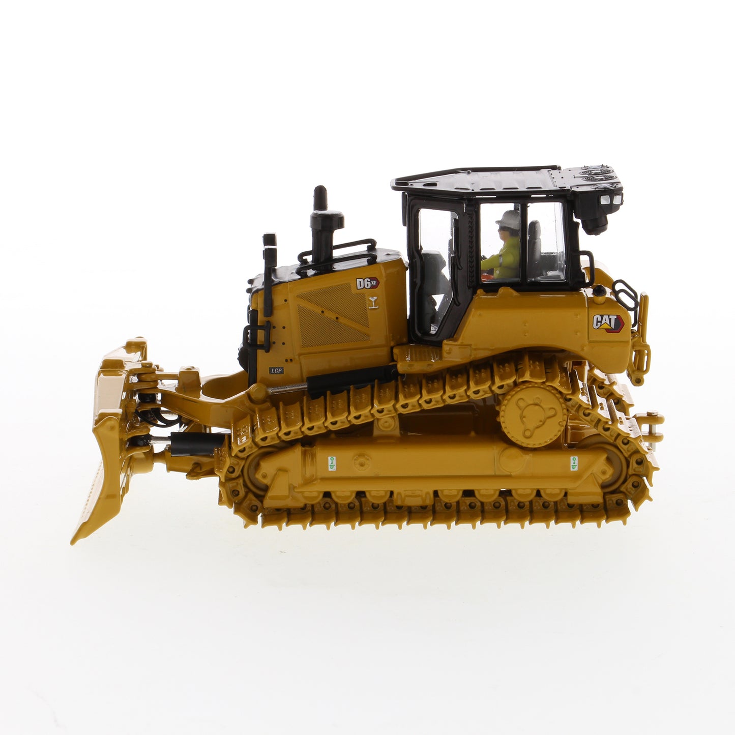 CAT D6T XE LGP VPAT Track Type Tractor 1:50 Scale Die Cast Model