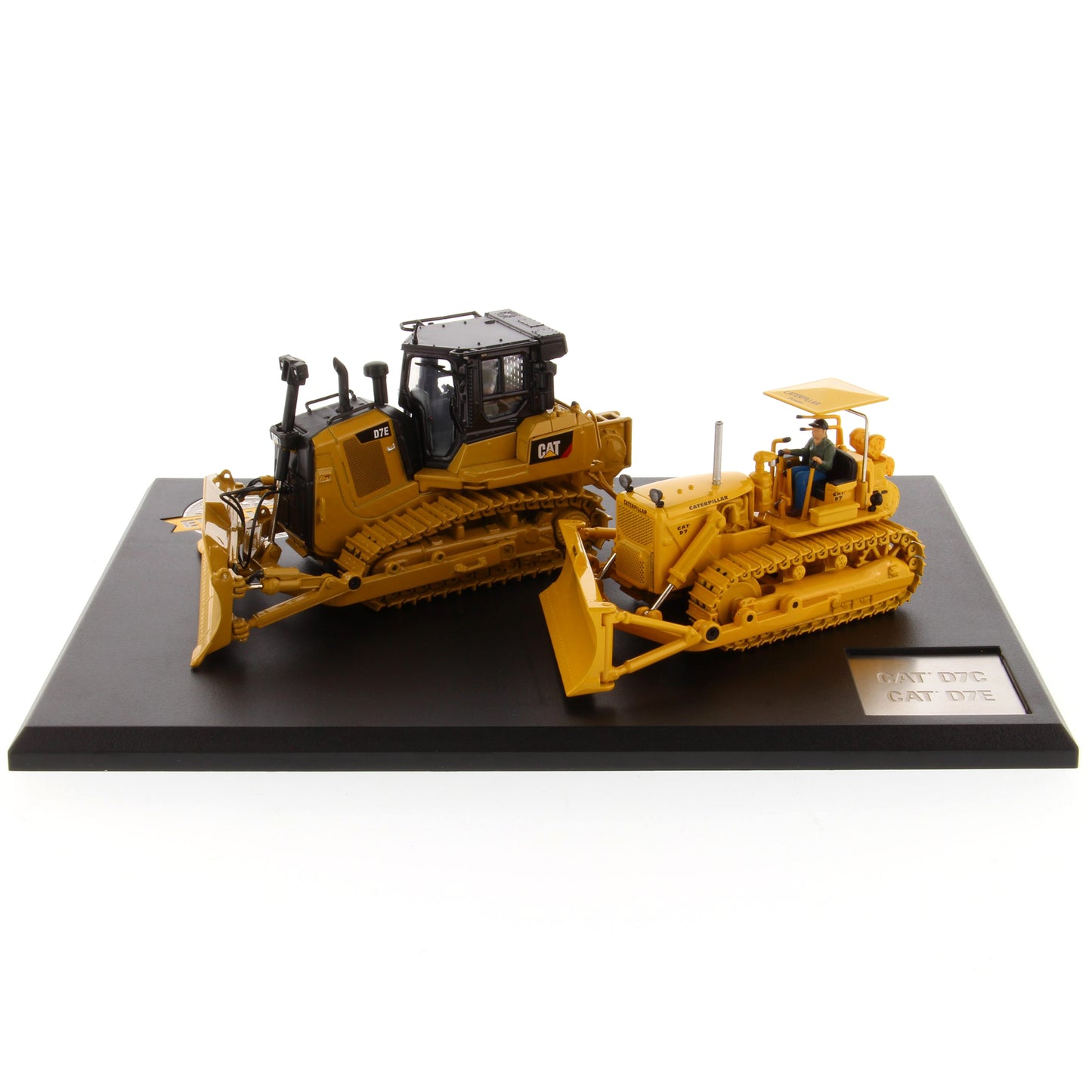 CAT D7 (17A) & D7E Electric Drive Track-Type Tractor Evolution Series 1:50 Scale Die Cast Model