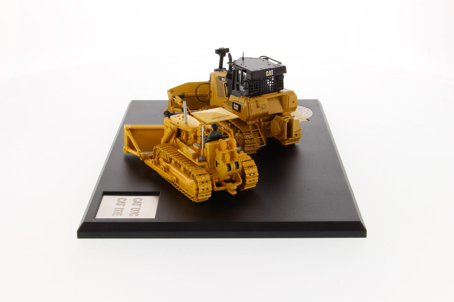 CAT D7 (17A) & D7E Electric Drive Track-Type Tractor Evolution Series 1:50 Scale Die Cast Model