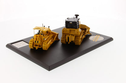 CAT D7 (17A) & D7E Electric Drive Track-Type Tractor Evolution Series 1:50 Scale Die Cast Model