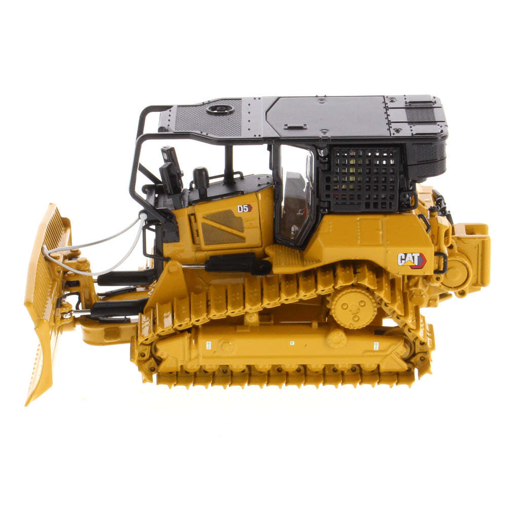 CAT D5 LGP Fire Track-Type Tractor 1:50 Scale Die Cast Model
