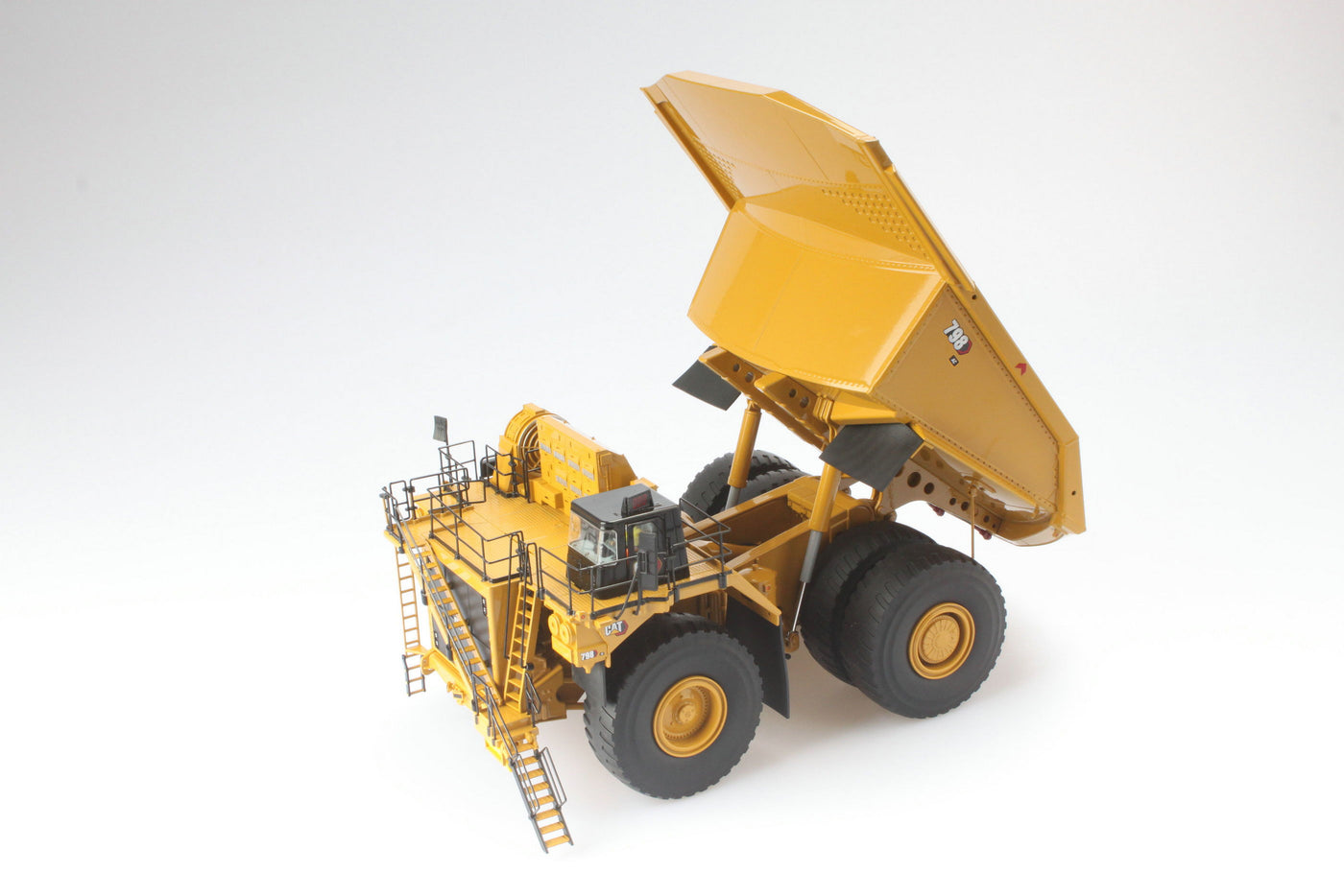 CAT Die Cast 798 AC Mining Truck 1:50